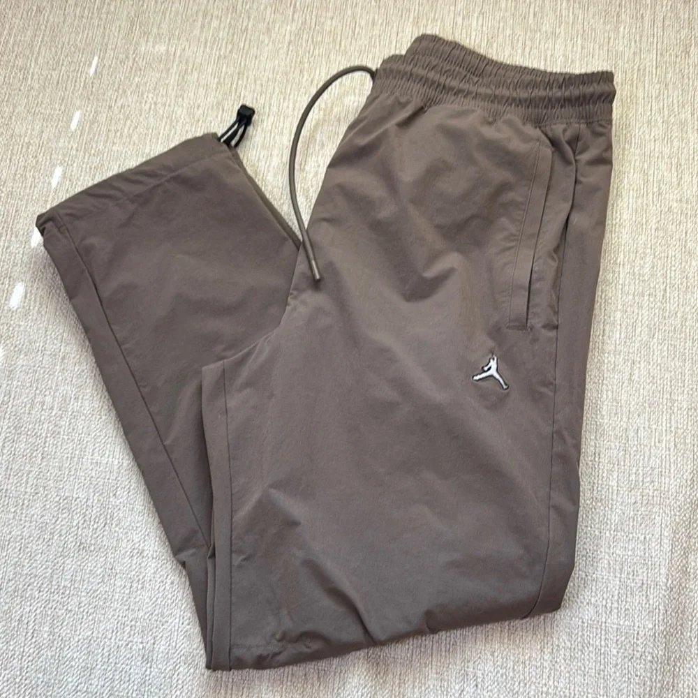 Jordan Men's Cargo Pants Brown